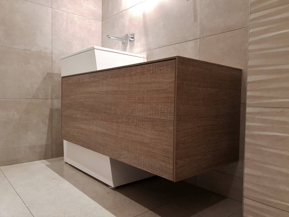Meuble vasque en bois suspendu